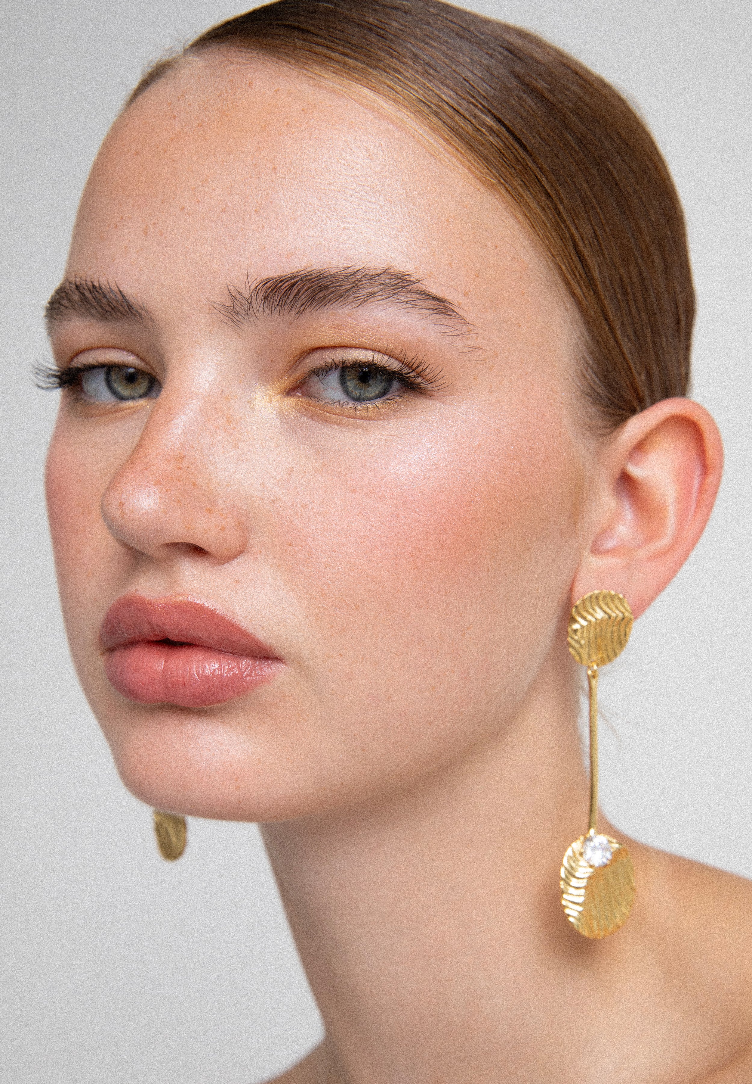 PENDIENTES DORADO CRISTAL - Image 7