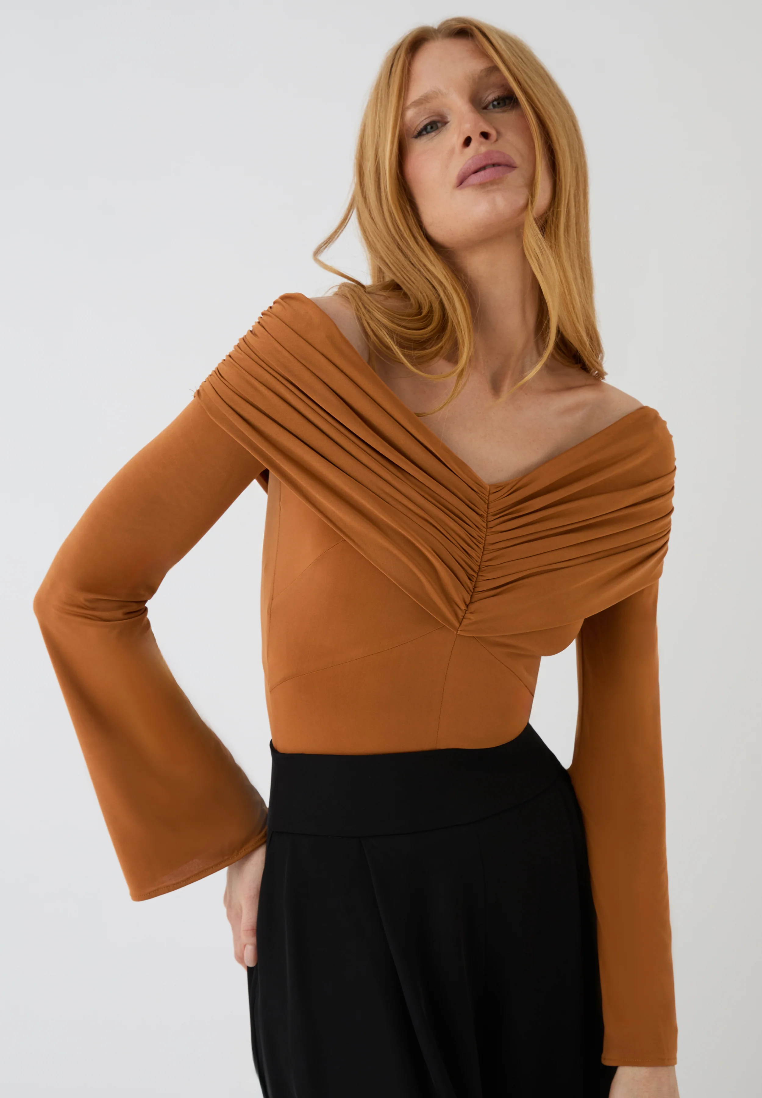 NESSA CALDERA - Image 4